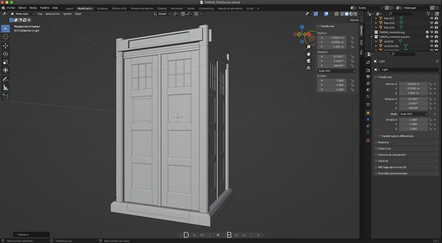 Même fenêtre, mais cette fois-ci le TARDIS est partiellement reproduit, en 3D, gris